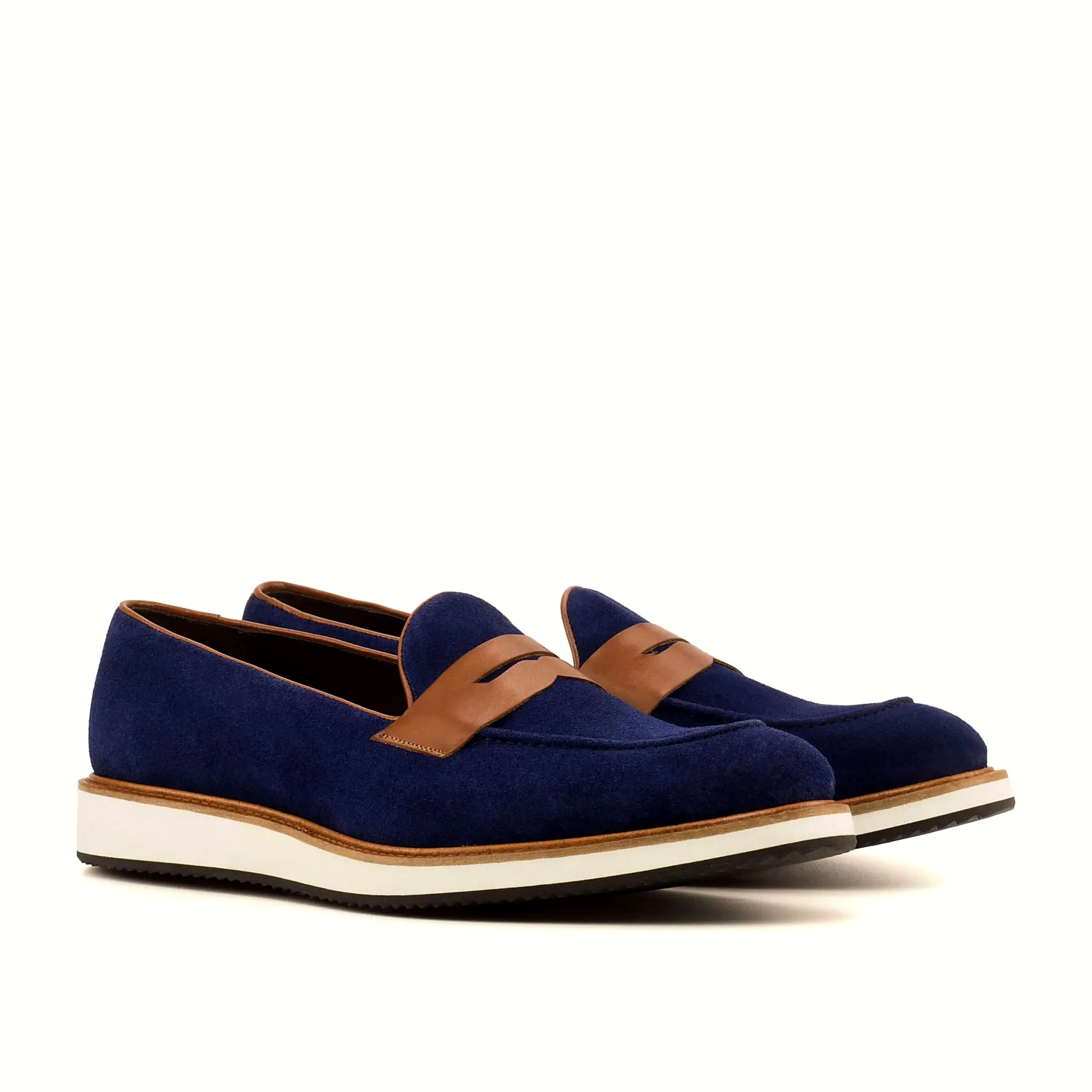 Med brown painted calf loafer with navy panel