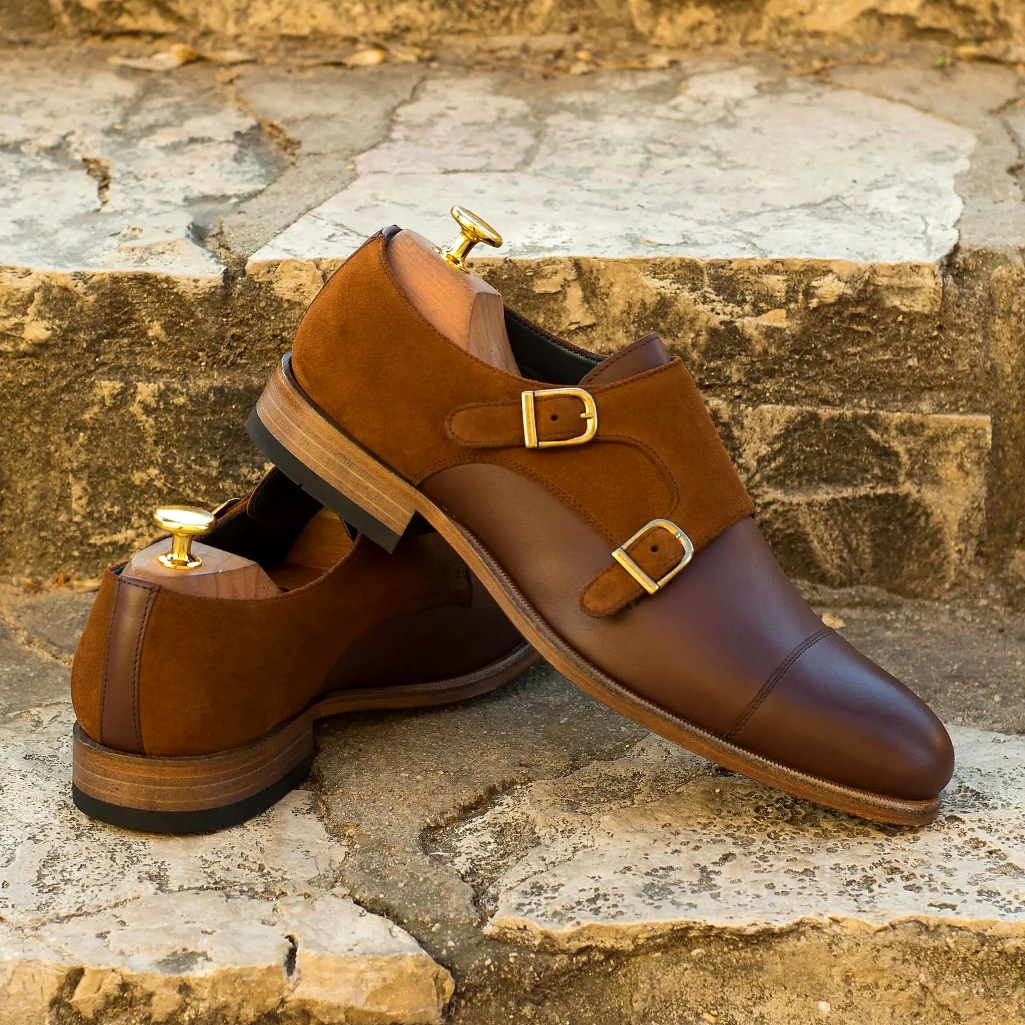 Rounded toe shaped on the Zurigo last