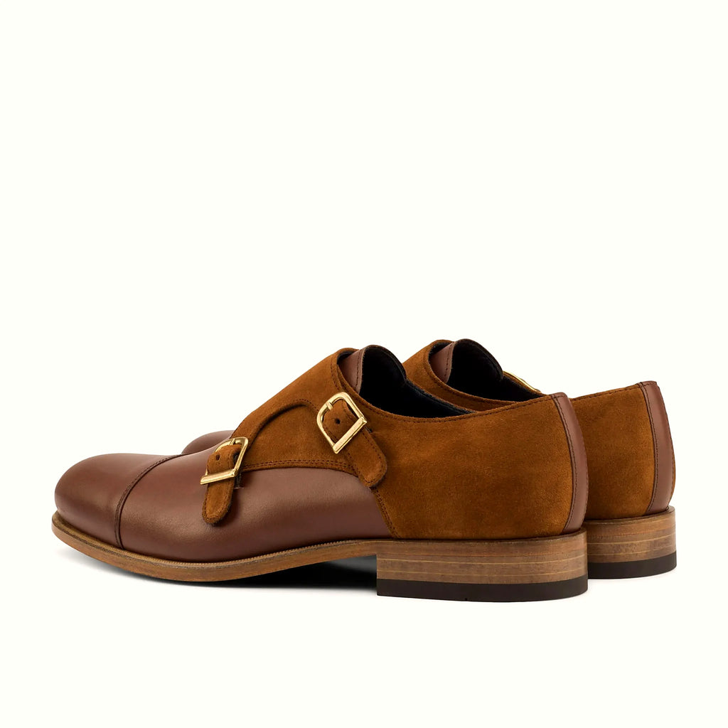 Med brown suede panel set against the smooth box calf upper