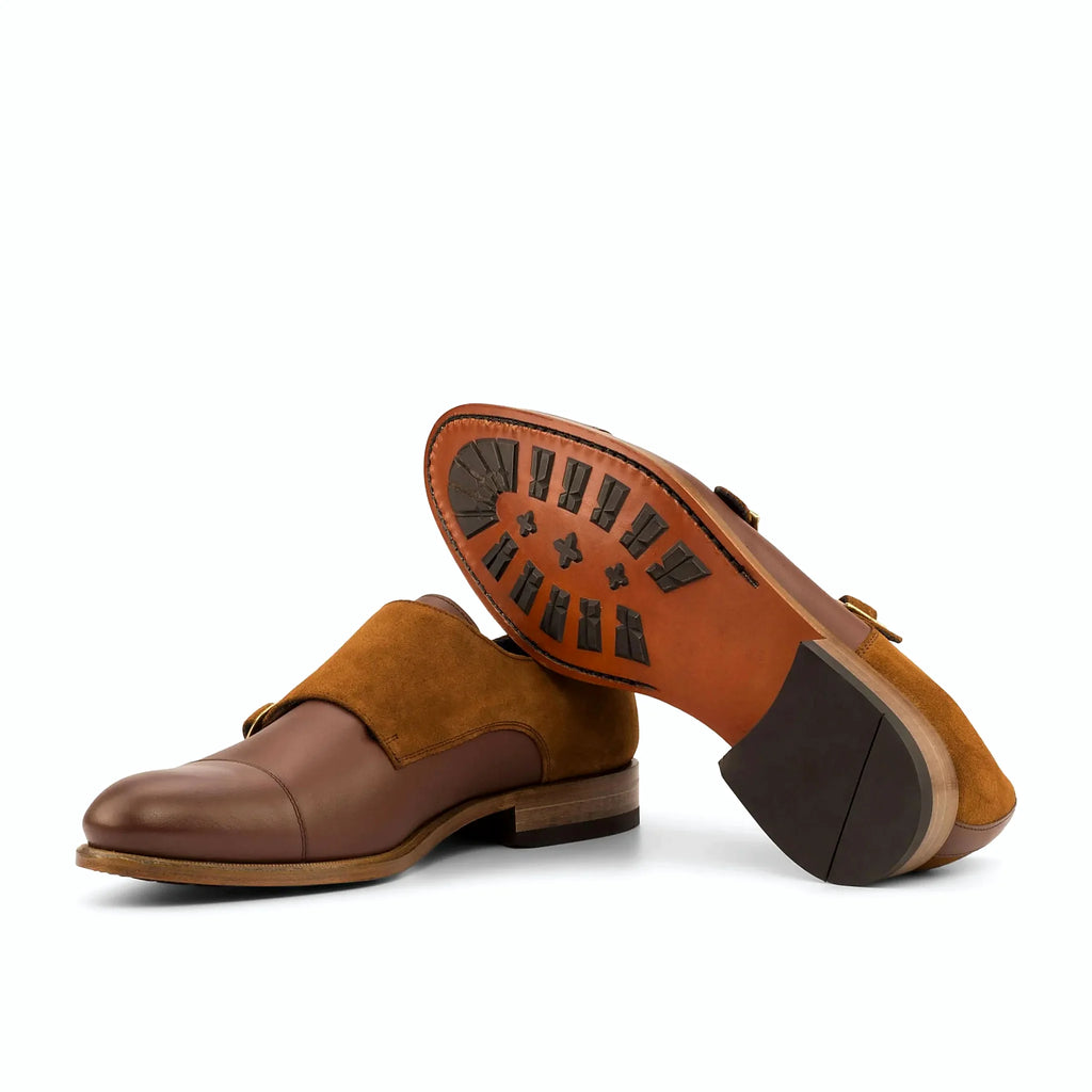 Leather sole with mountain rubber injections