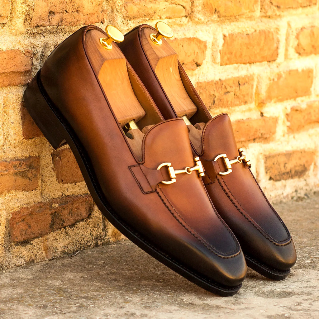 Tan calf leather lining inside