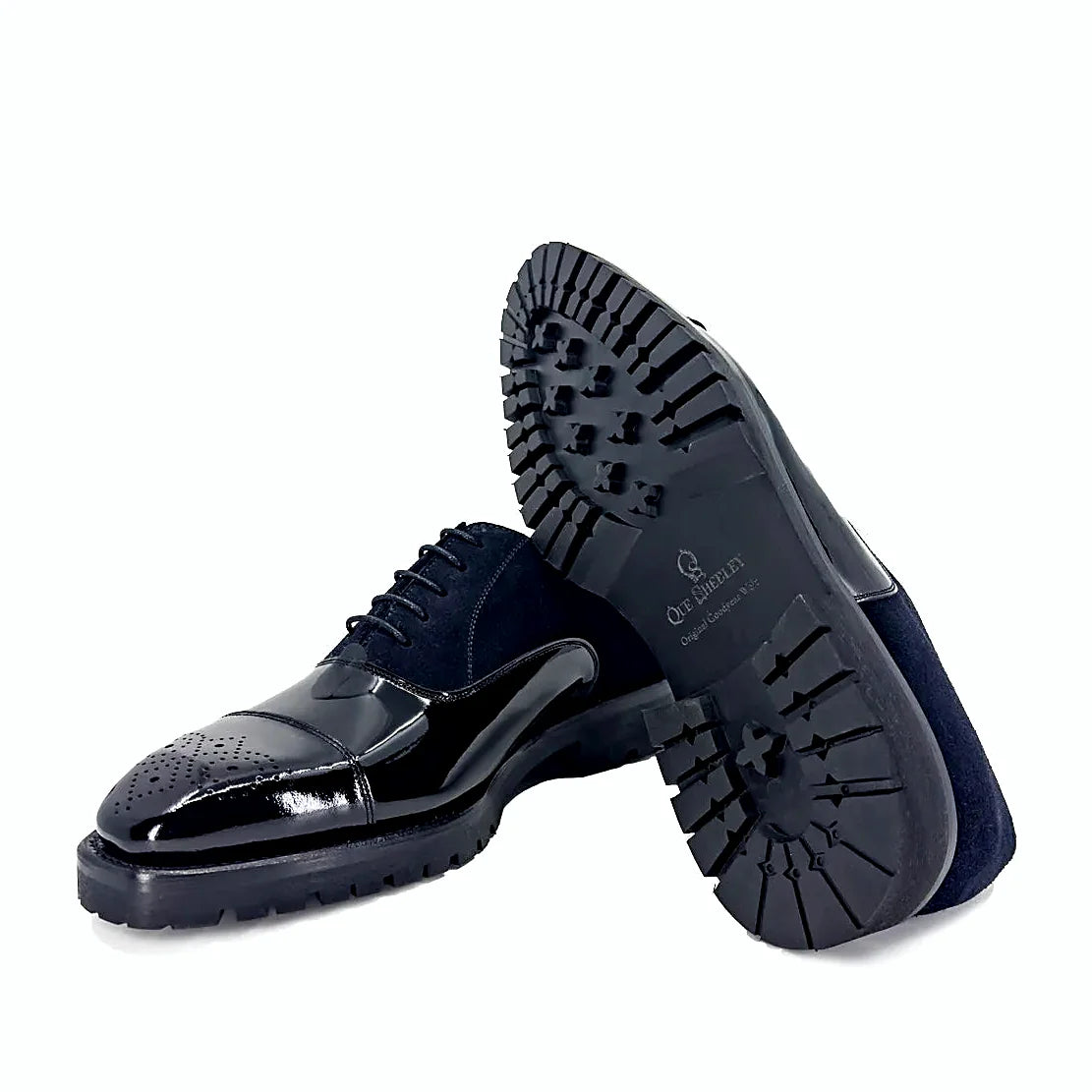 Commando sole under the oxford