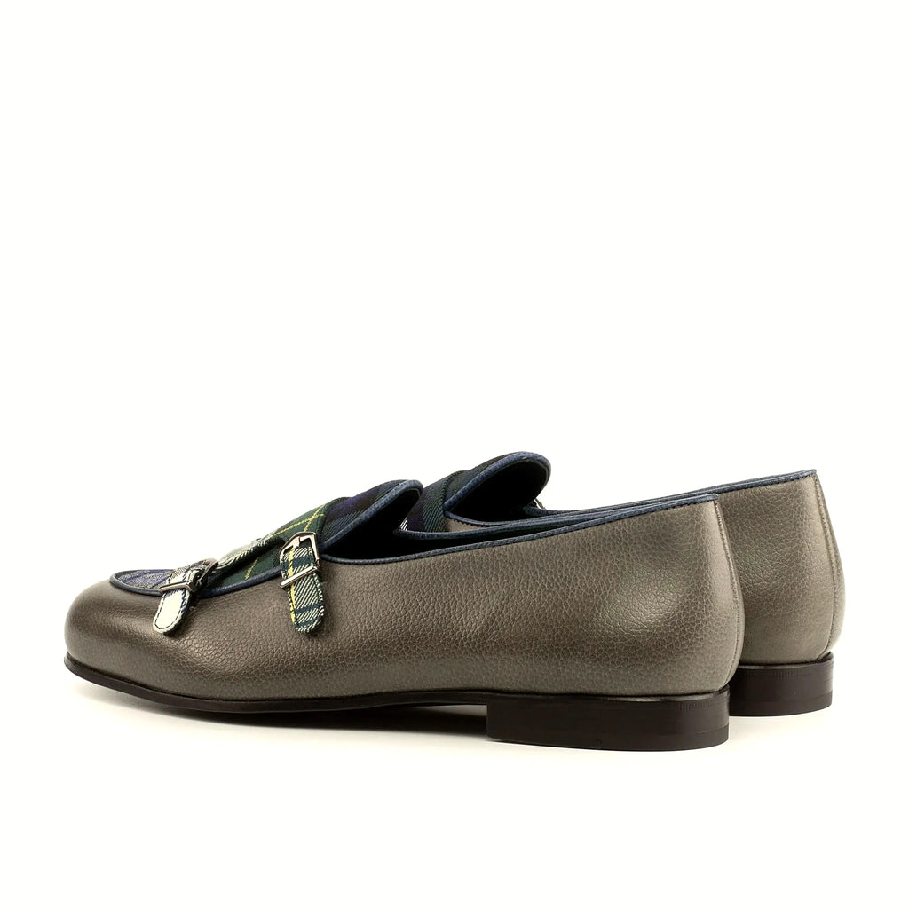 Contrasting double monk strap across the apron