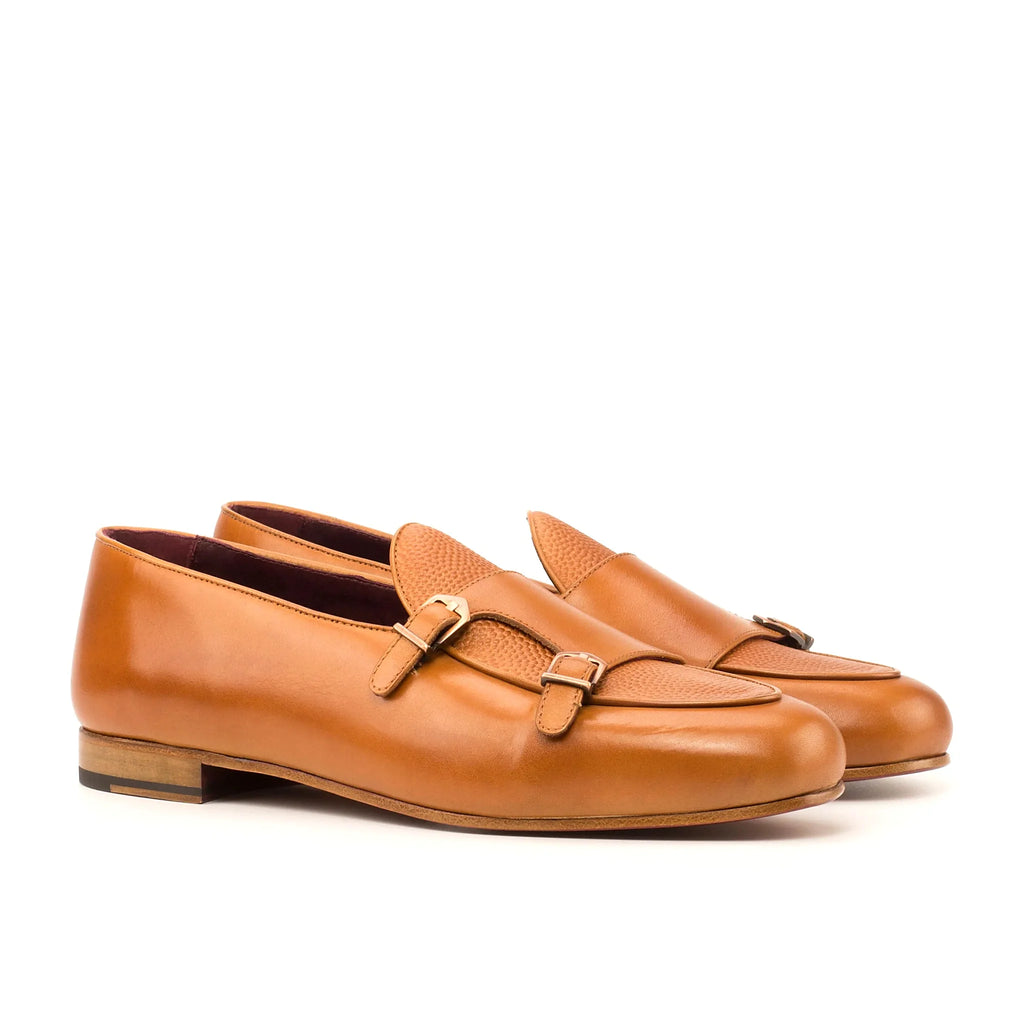 Tan calf leather on the Belgian slipper
