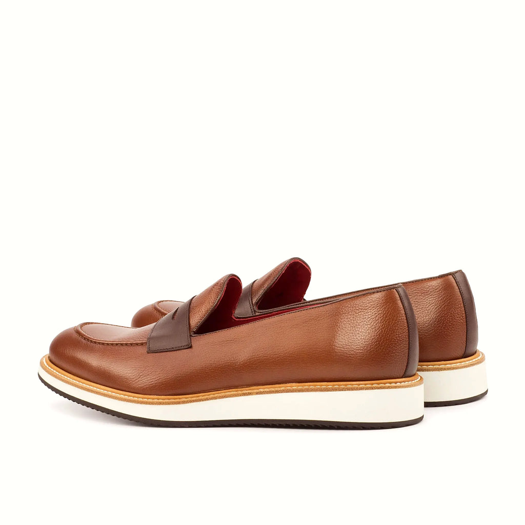 Jogging sole under the loafer