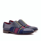 Tartan sartorial panel on the oxford