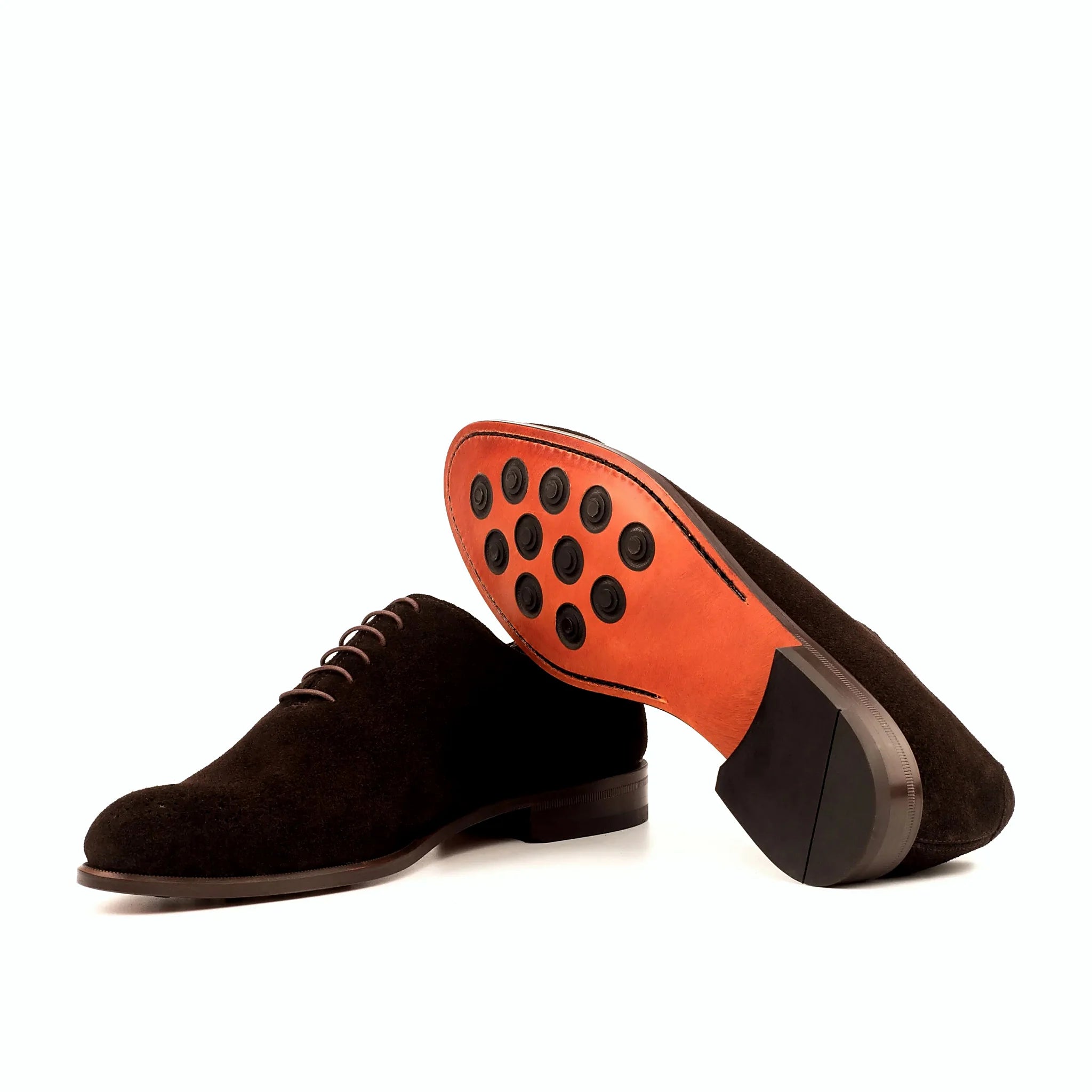 Leather sole with buttons rubber injections
