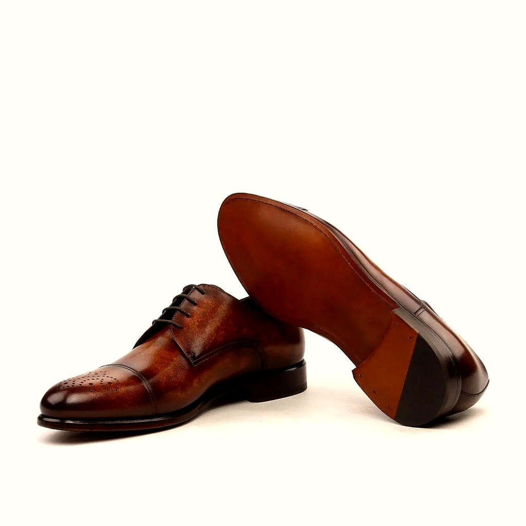 Plain cognac leather sole