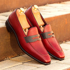 Slightly square toe on the Monti last